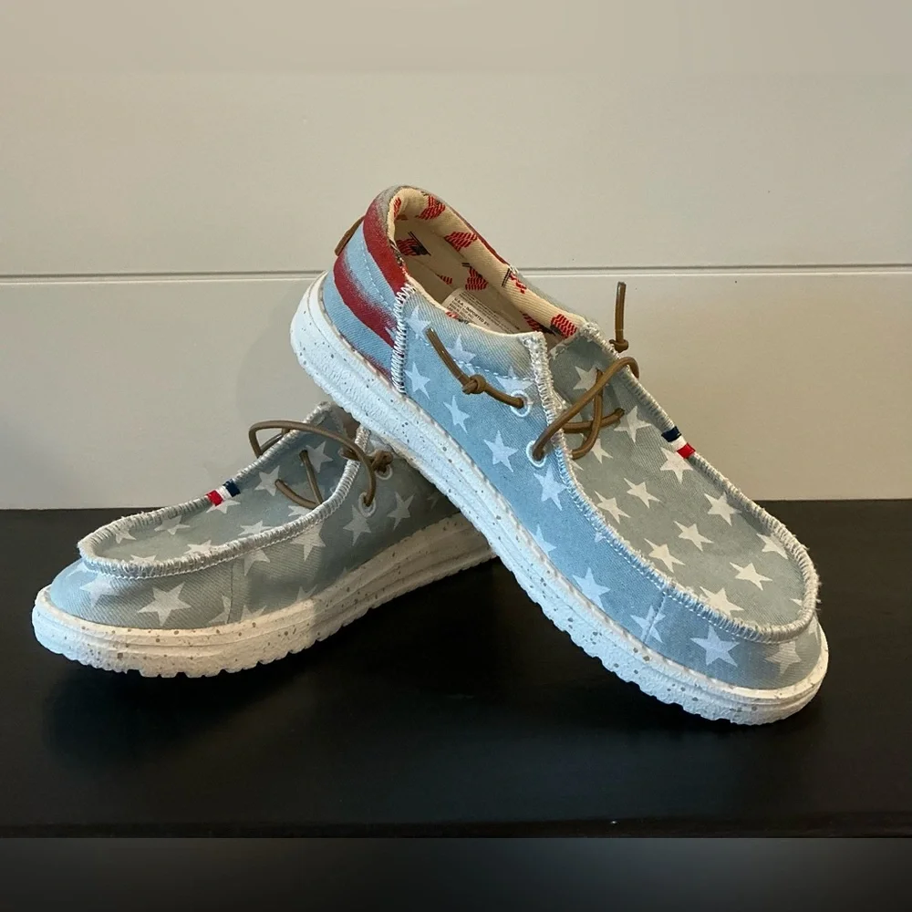 Hey Dude Kids Wally Slip-On Shoes Youth Size 1